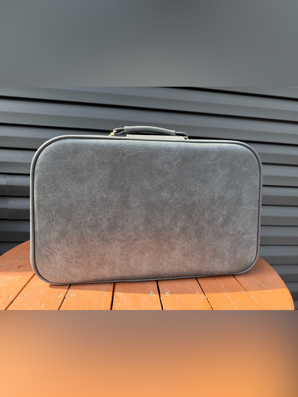 Holiday Suit Case with lock & key! - Vintage - Picture 2 of 16